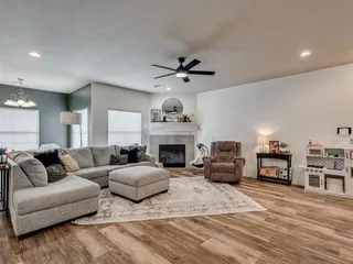 Sold home at 5944 SE 66th Street