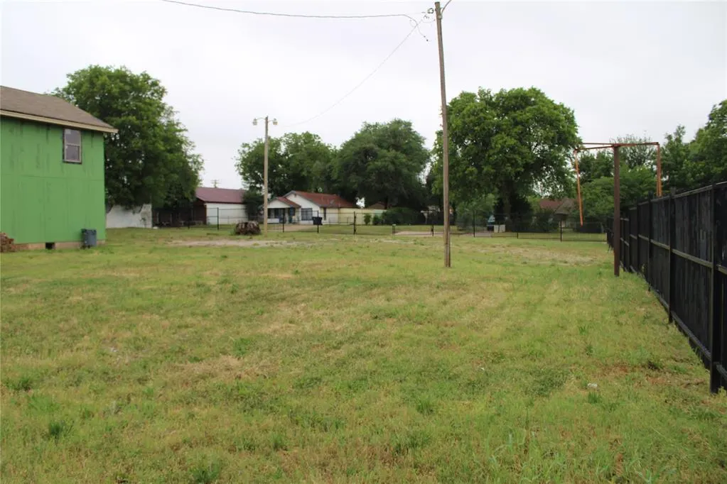Photo 5 — 4401 S Broadway Avenue, Oklahoma City, OK 73109