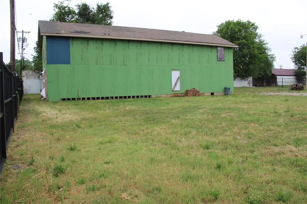 Photo 10 — 4401 S Broadway Avenue, Oklahoma City, OK 73109