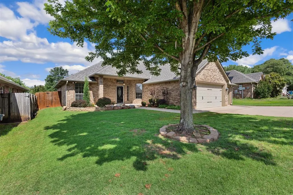 Front exterior — 731 Napol Avenue, Edmond, OK 73034