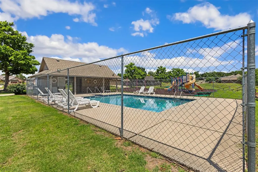 Photo 33 — 731 Napol Avenue, Edmond, OK 73034