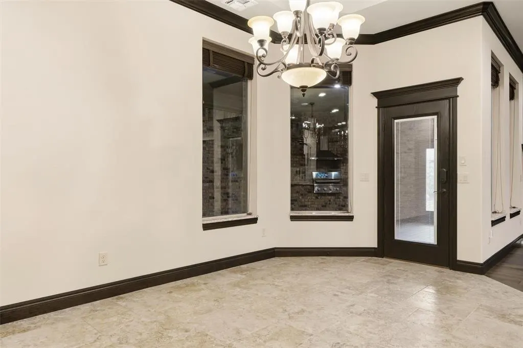 Photo 9 — 4109 Acoma Drive, Moore, OK 73160