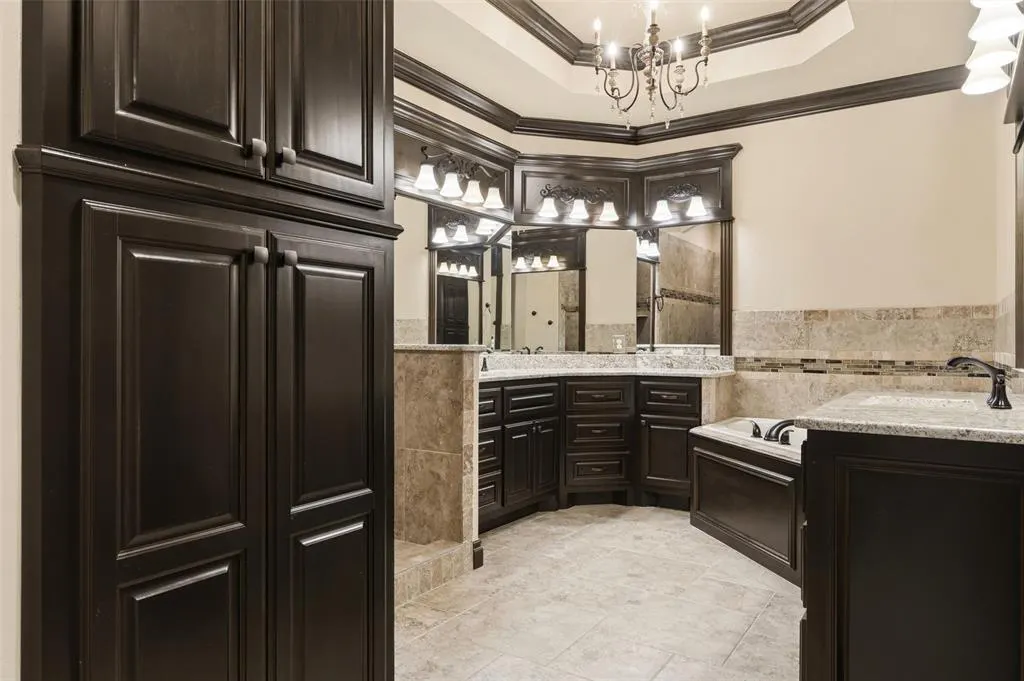Photo 15 — 4109 Acoma Drive, Moore, OK 73160