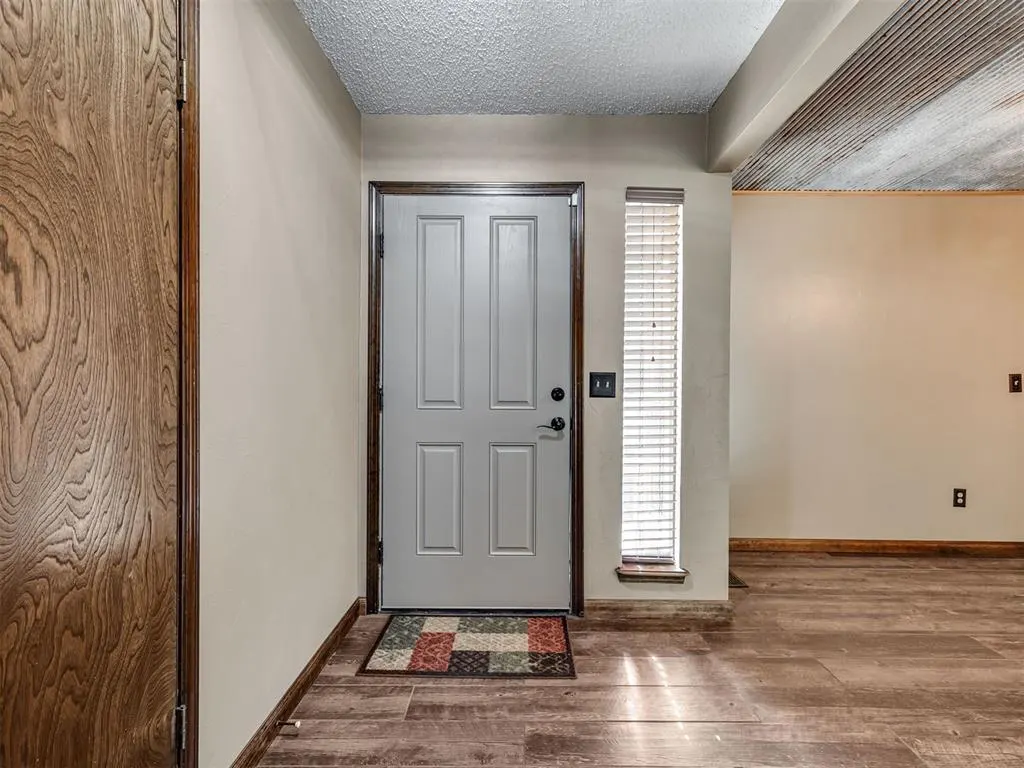 Photo 4 — 3205 N Shannon Avenue, Bethany, OK 73008