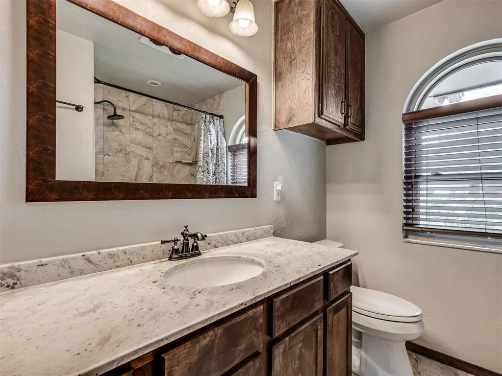 Photo 12 — 3205 N Shannon Avenue, Bethany, OK 73008