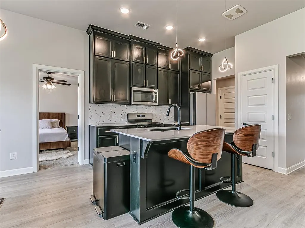 Photo 10 — 3205 Piney River Drive, Yukon, OK 73099