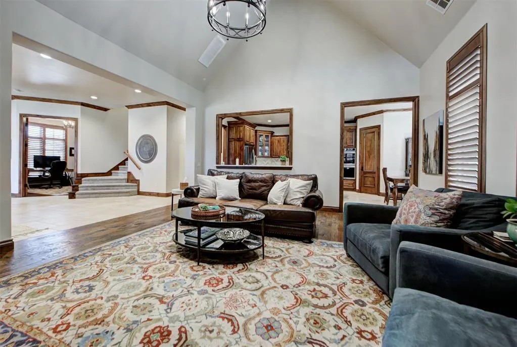 Photo 12 — 10512 Elmwood Forest Drive, Oklahoma City, OK 73151