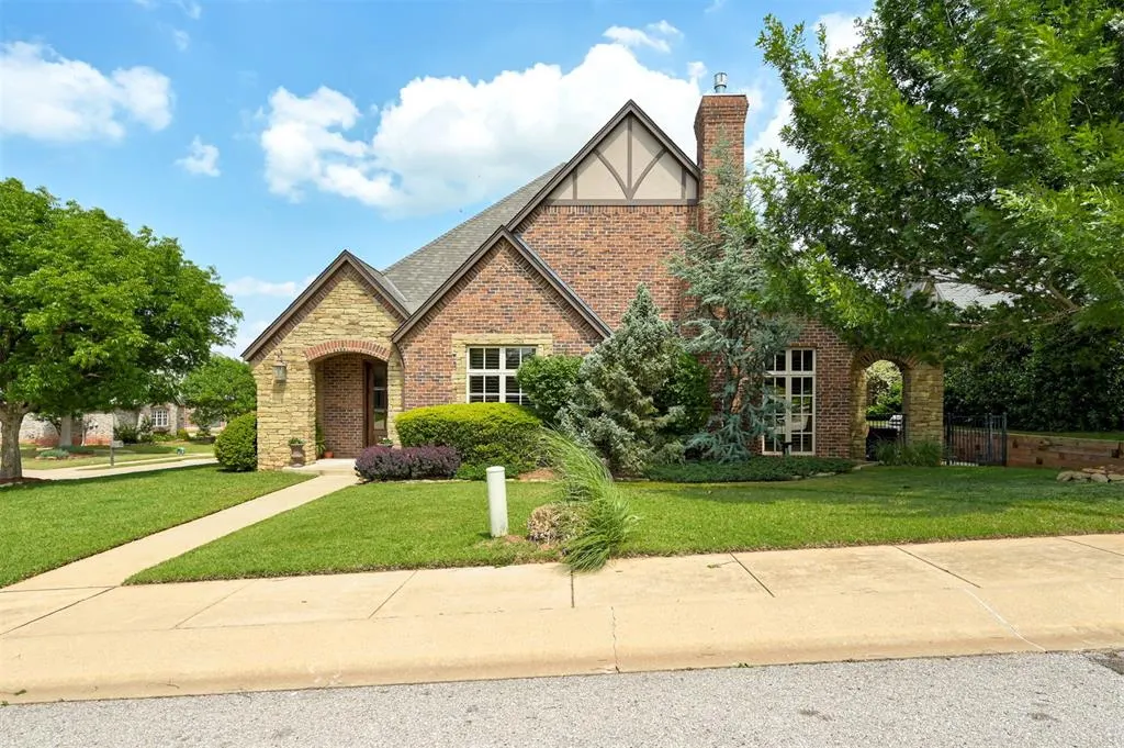 Photo 48 — 10512 Elmwood Forest Drive, Oklahoma City, OK 73151