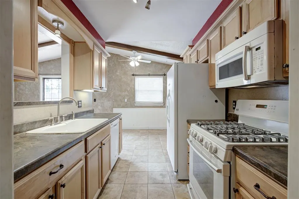 Photo 13 — 4720 Meench Drive, Del City, OK 73115