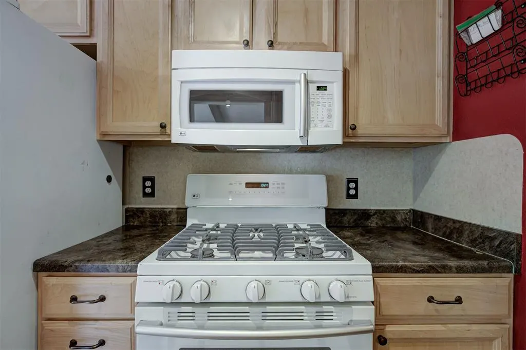 Photo 14 — 4720 Meench Drive, Del City, OK 73115
