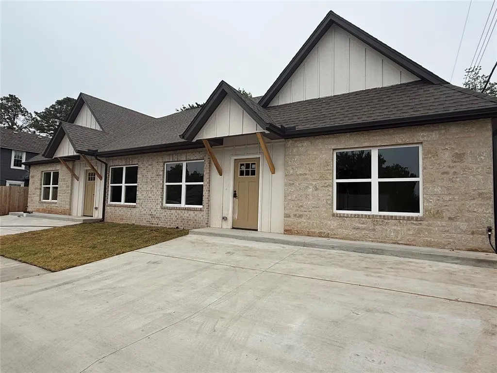 Photo 17 — 100 S. Walnut Street, Edmond, OK 73003
