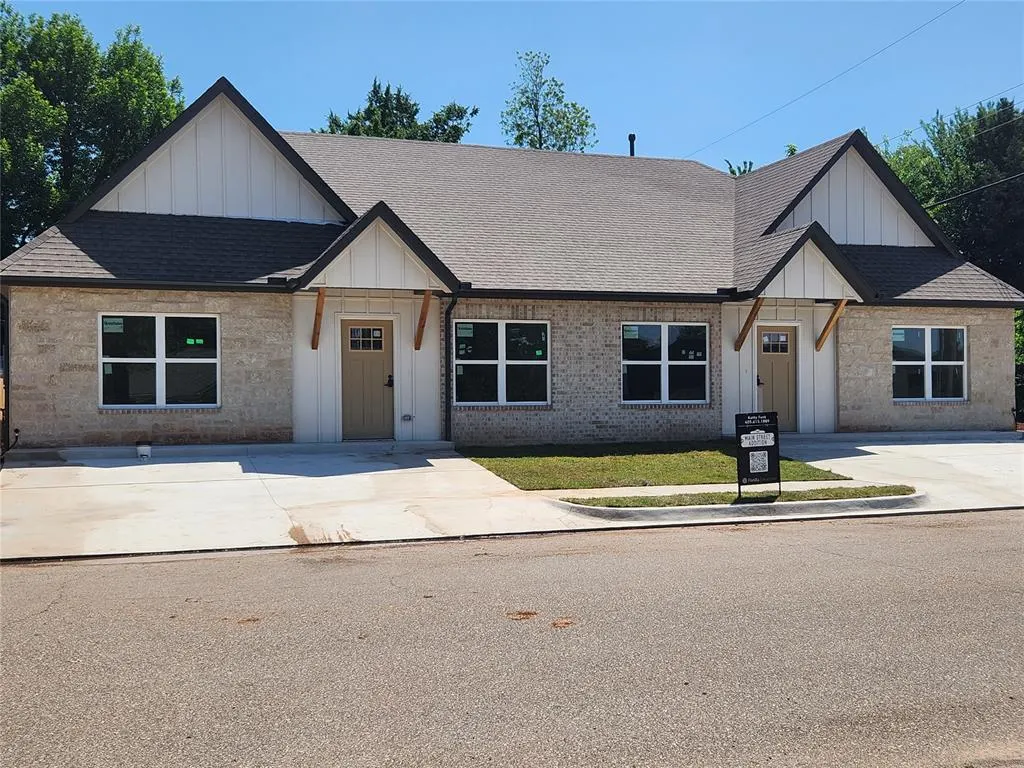 Photo 18 — 100 S. Walnut Street, Edmond, OK 73003