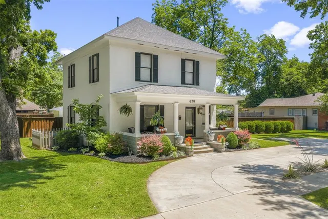 Photo 2 — 628 N Walnut Street, Pauls Valley, OK 73075