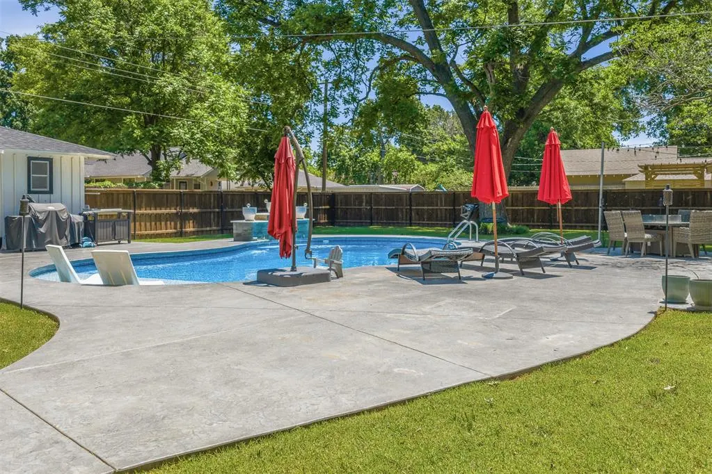 Photo 33 — 628 N Walnut Street, Pauls Valley, OK 73075