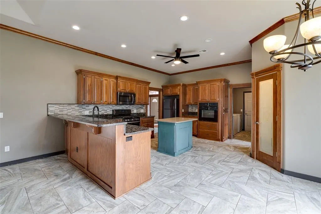 Photo 15 — 19825 Corral Place, Edmond, OK 73012