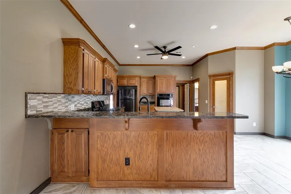 Photo 17 — 19825 Corral Place, Edmond, OK 73012