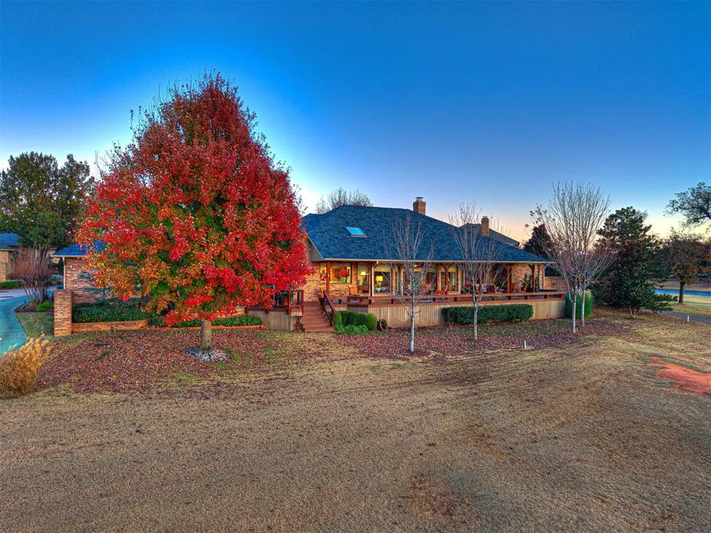 Photo 4 — 650 E Oak Place, Edmond, OK 73025