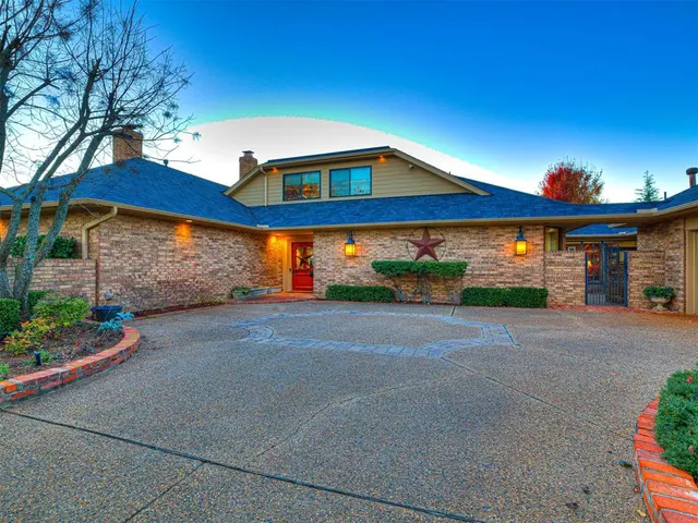 Photo 7 — 650 E Oak Place, Edmond, OK 73025