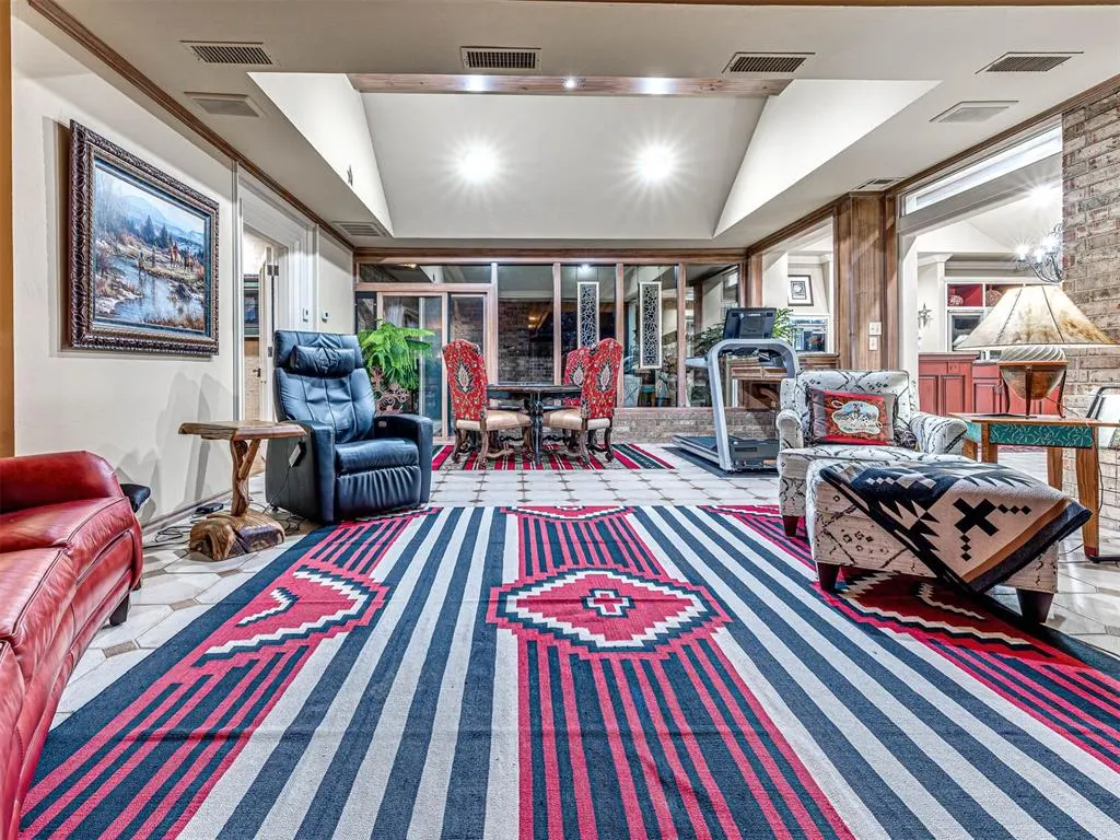 Photo 24 — 650 E Oak Place, Edmond, OK 73025