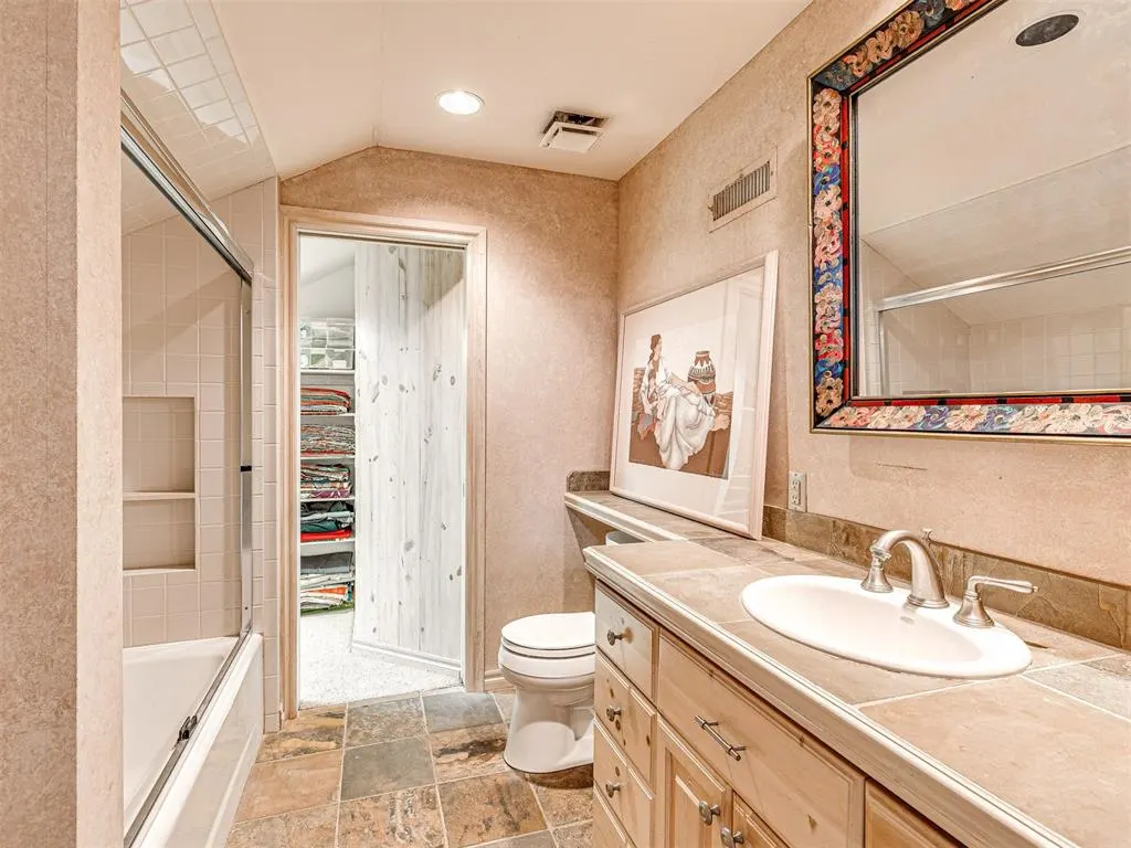 Photo 44 — 650 E Oak Place, Edmond, OK 73025