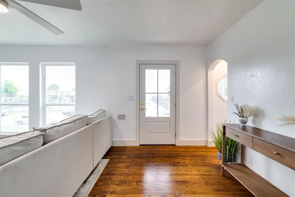 Photo 7 — 2724 NW 27th Street, Oklahoma City, OK 73107