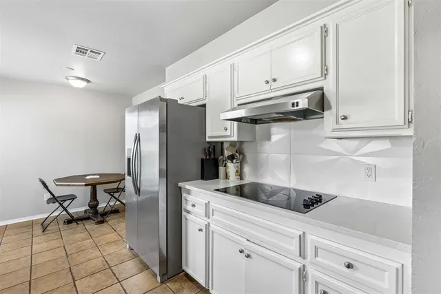 Photo 8 — 830 Douglas Drive, Norman, OK 73069