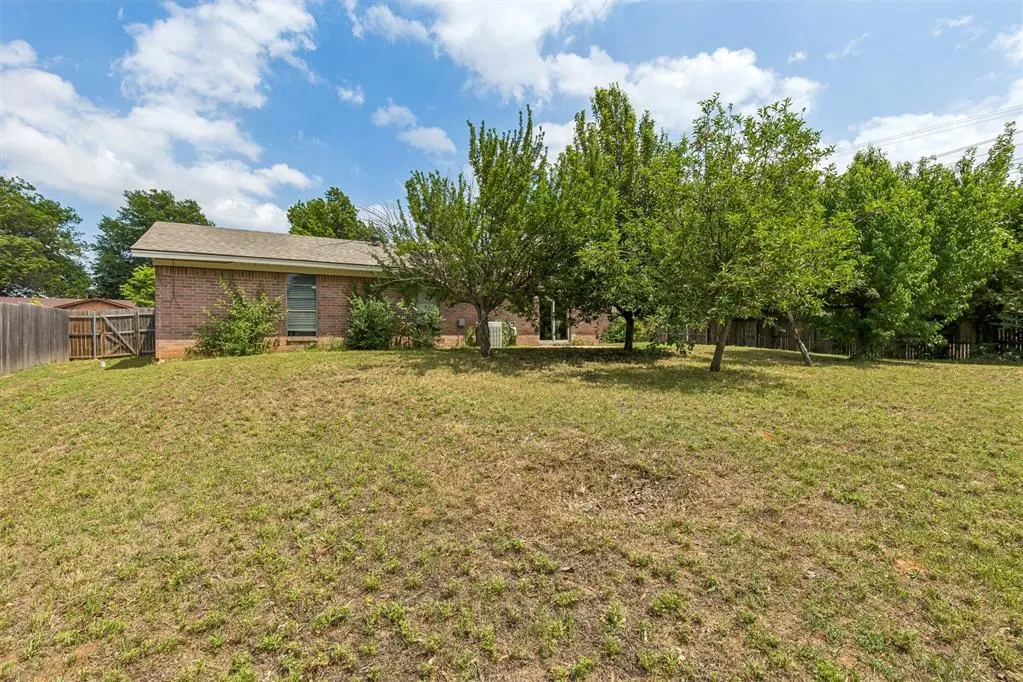 Photo 36 — 830 Douglas Drive, Norman, OK 73069