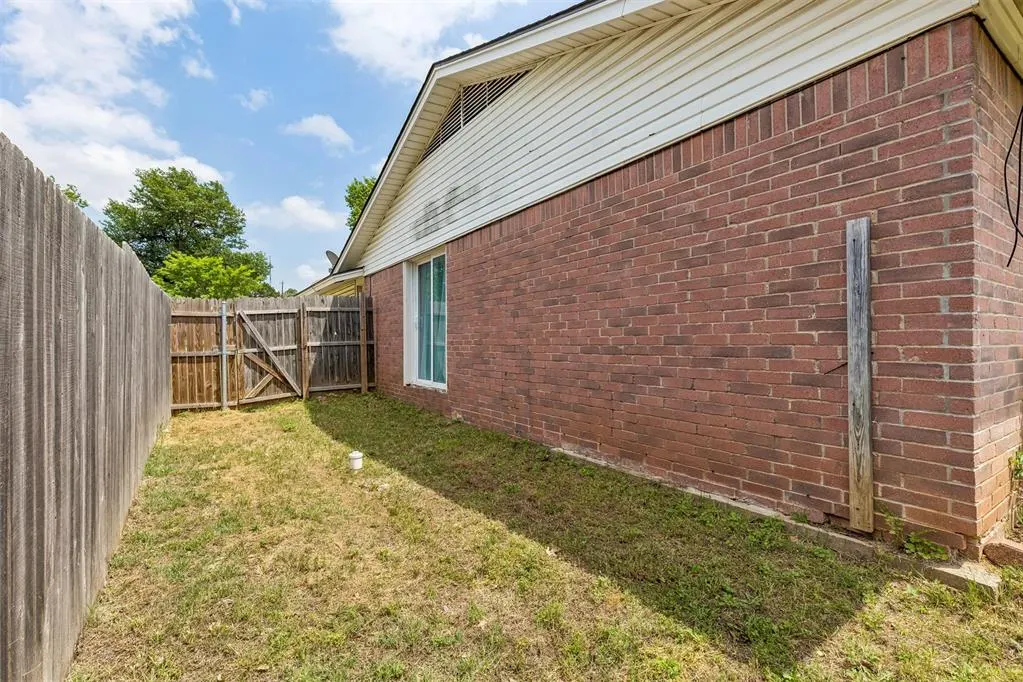 Photo 38 — 830 Douglas Drive, Norman, OK 73069
