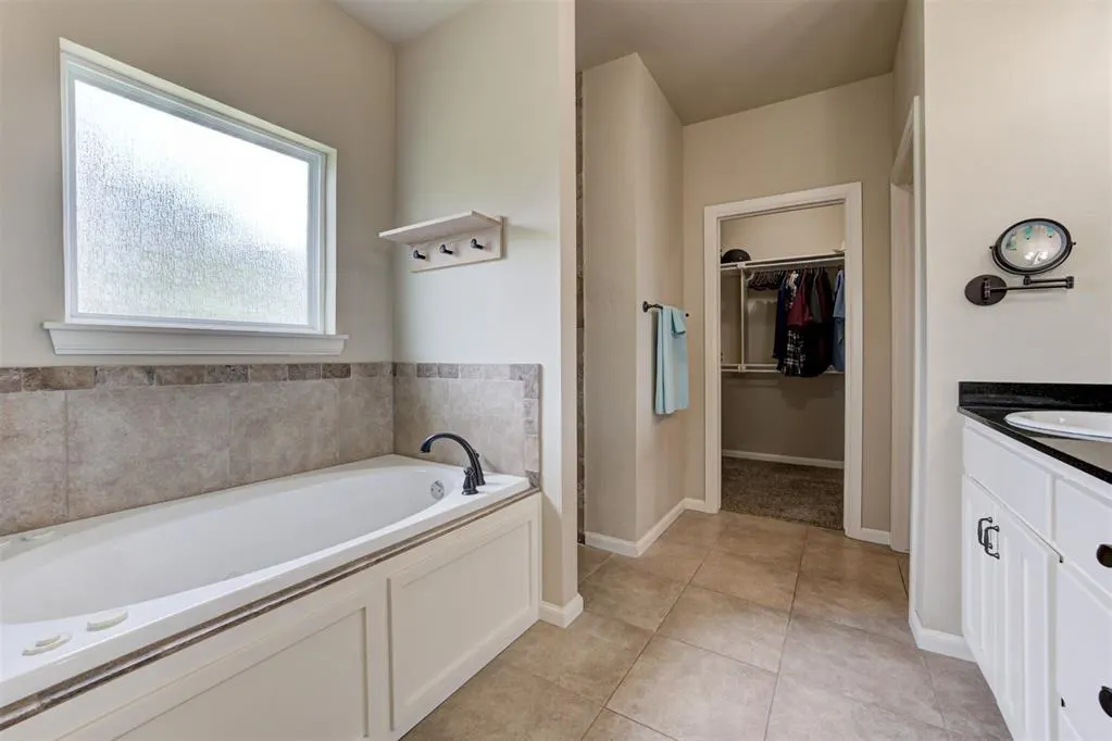 Photo 28 — 12460 Smokey Ridge, Guthrie, OK 73044