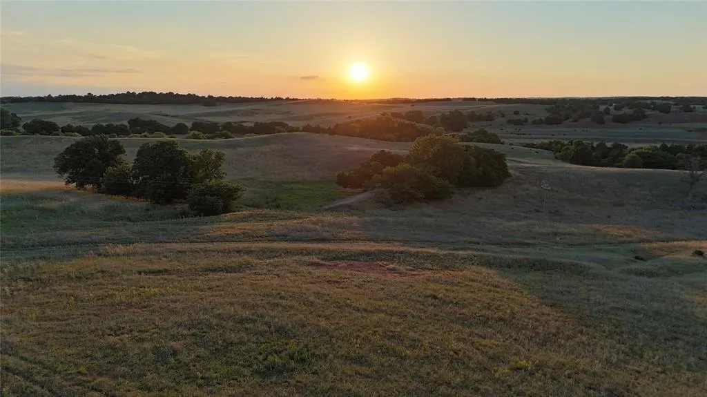 Photo 43 — N 152 Highway, Binger, OK 73009