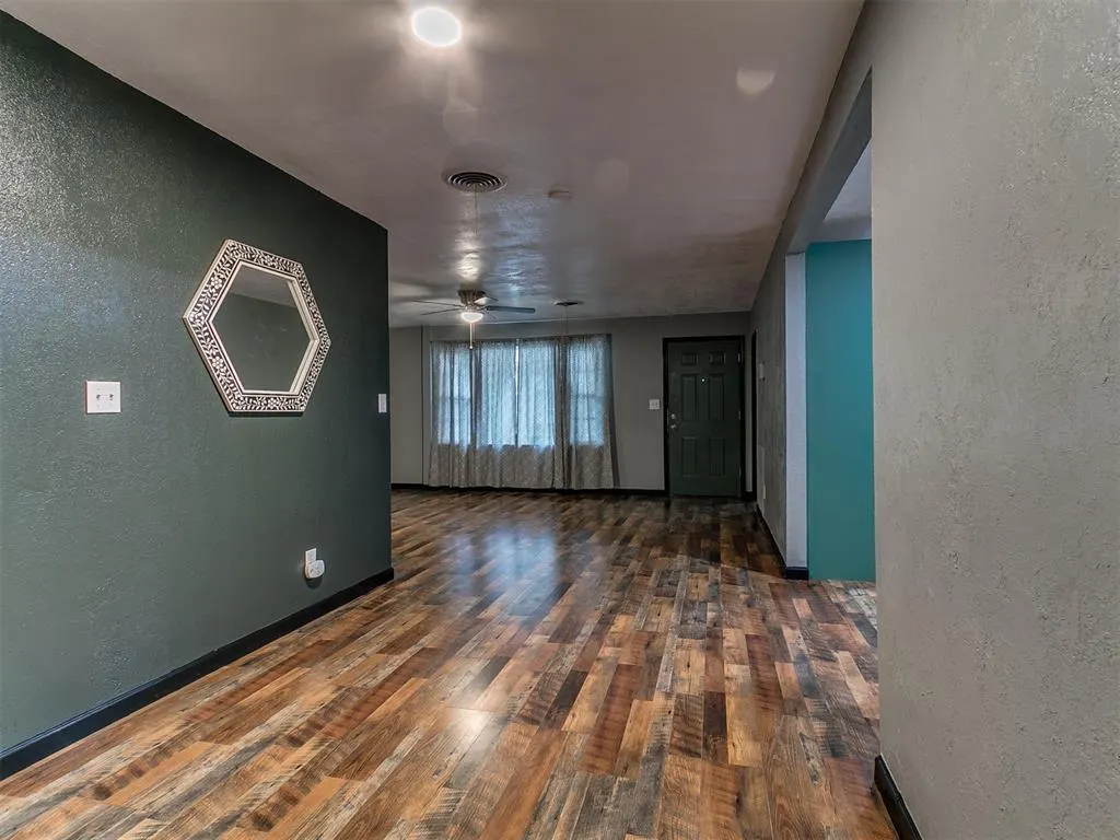 Photo 9 — 2545 Texoma Drive, Oklahoma City, OK 73119