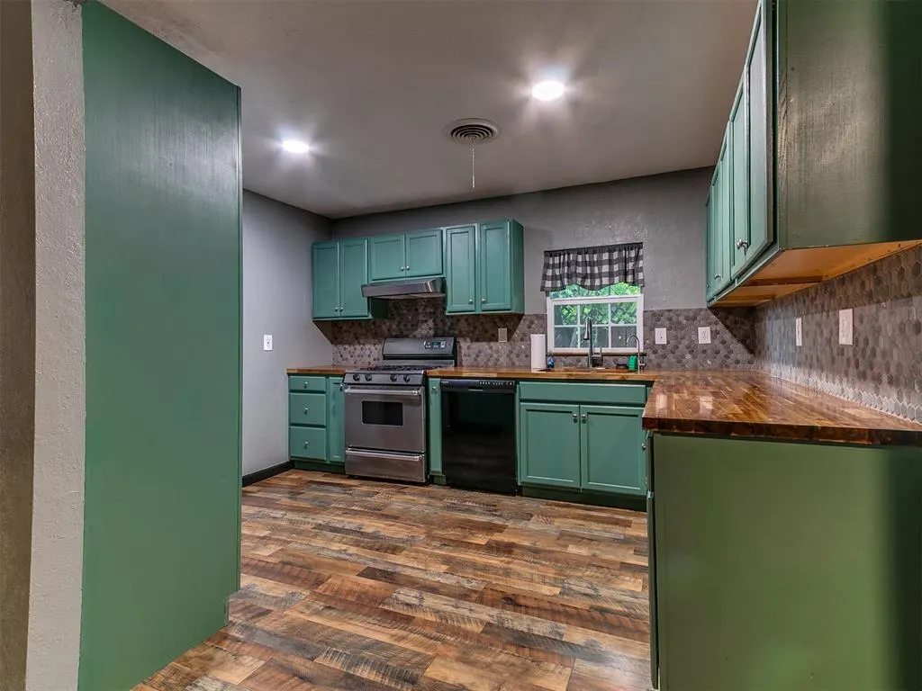 Photo 10 — 2545 Texoma Drive, Oklahoma City, OK 73119