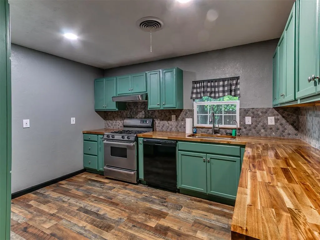 Photo 12 — 2545 Texoma Drive, Oklahoma City, OK 73119