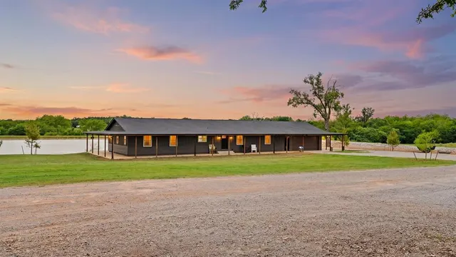 Photo 3 — 5489 S Main Street, Washington, OK 73093