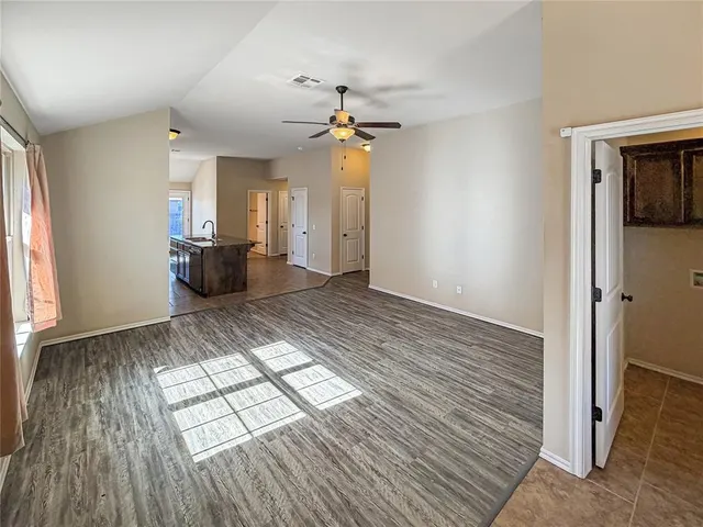 Photo 3 — 1416 NW 129th Terrace, Oklahoma City, OK 73120