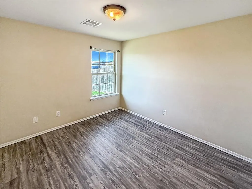 Photo 9 — 1416 NW 129th Terrace, Oklahoma City, OK 73120