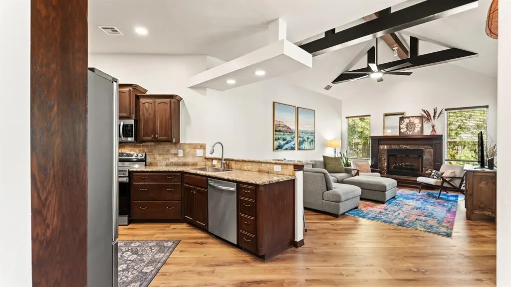 Photo 9 — 10600 Pinewood Forest Circle, Oklahoma City, OK 73151