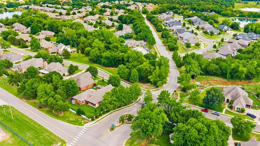 Photo 43 — 10600 Pinewood Forest Circle, Oklahoma City, OK 73151