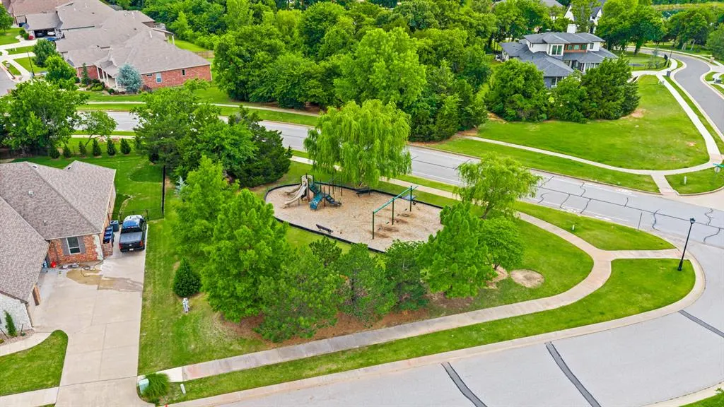 Photo 45 — 10600 Pinewood Forest Circle, Oklahoma City, OK 73151