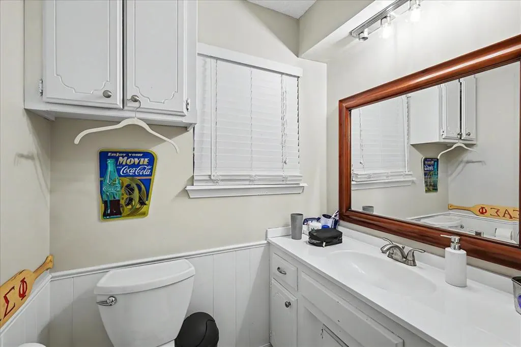 Photo 12 — 1504 Jupiter Circle, Edmond, OK 73003