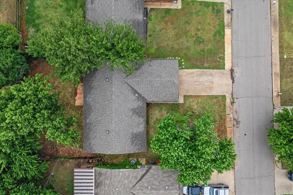 Photo 14 — 1504 Jupiter Circle, Edmond, OK 73003