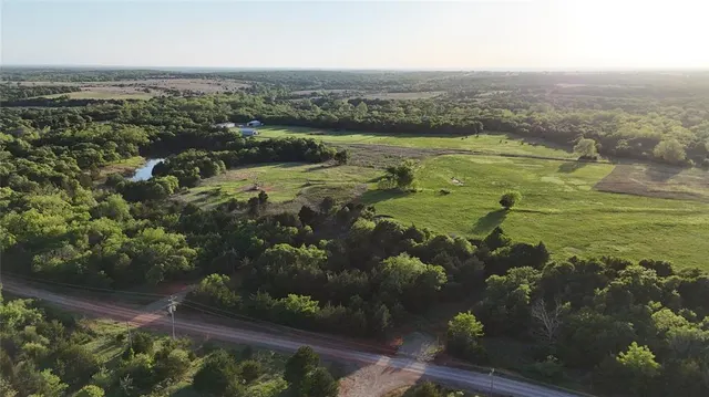 Photo 5 — 10 N 3330 Road, Carney, OK 74832