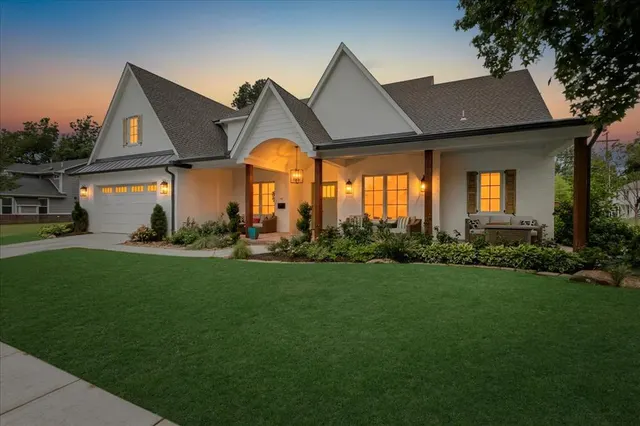 Photo 2 — 4311 N Peniel Avenue, Bethany, OK 73008