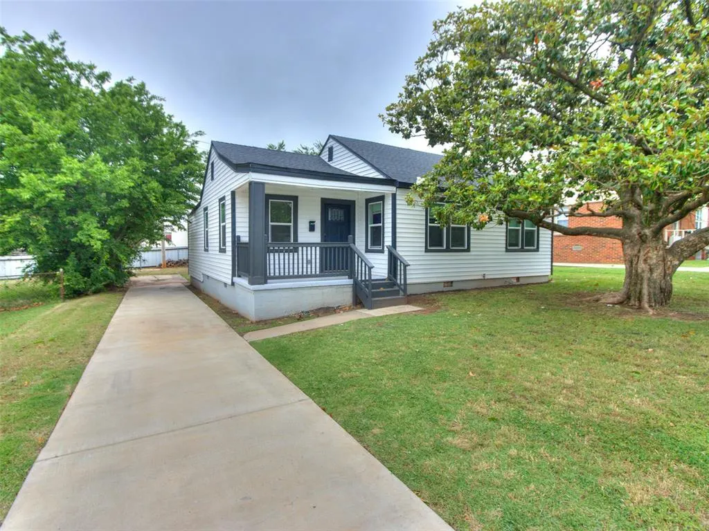 Front exterior — 2405 NW 38th Street, Oklahoma City, OK 73112