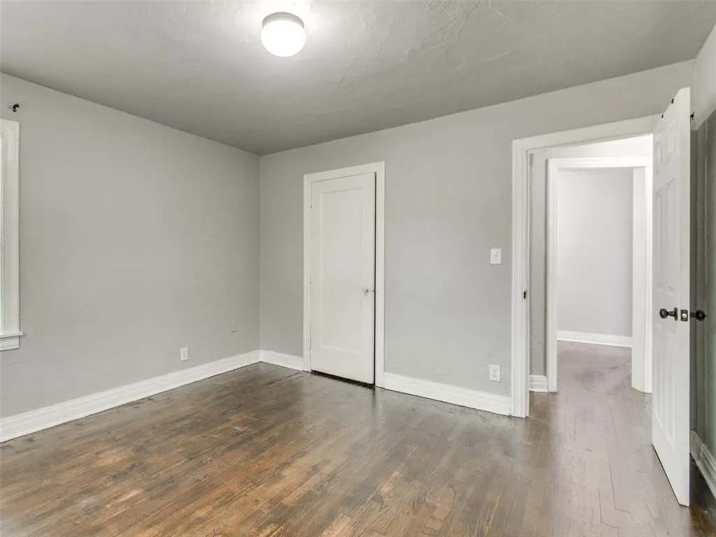 Photo 13 — 2405 NW 38th Street, Oklahoma City, OK 73112