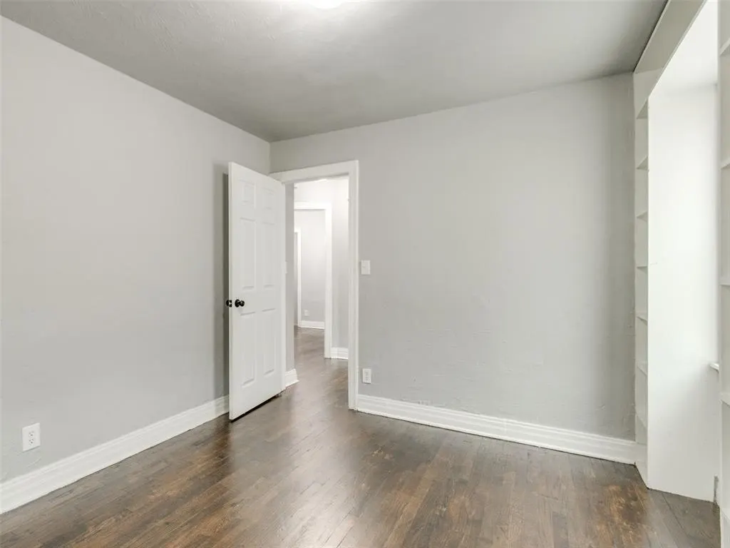 Photo 15 — 2405 NW 38th Street, Oklahoma City, OK 73112