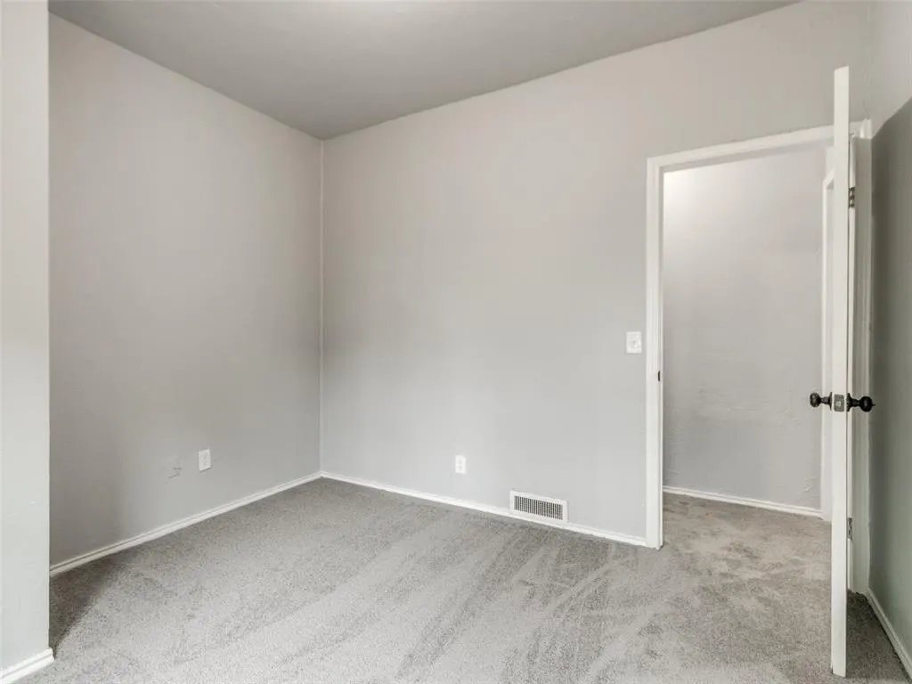 Photo 28 — 2405 NW 38th Street, Oklahoma City, OK 73112