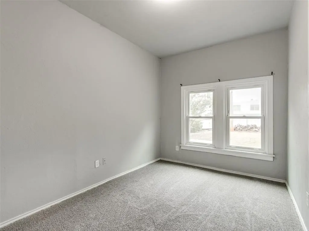 Photo 37 — 2405 NW 38th Street, Oklahoma City, OK 73112