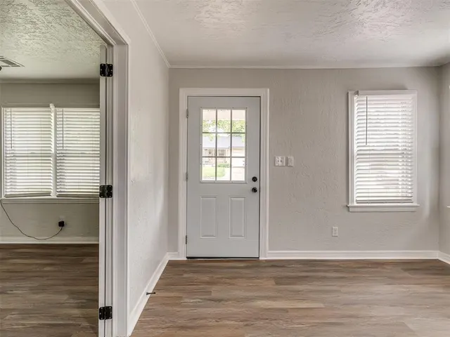Photo 3 — 2517 NW 35th Street, Oklahoma City, OK 73112