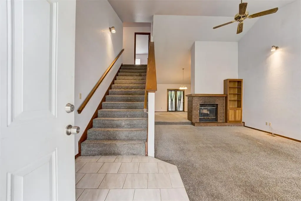 Photo 6 — 1113 NE 9th Court, Moore, OK 73160